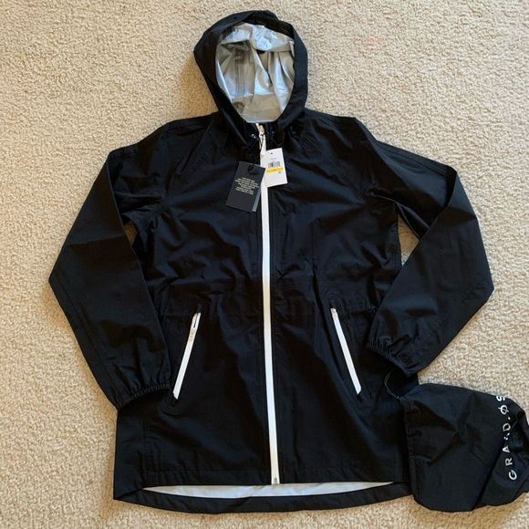 Cole Haan Water Resistant Packable Woven Jacket - Picture 4 of 8